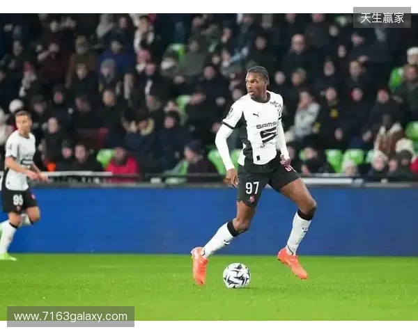 记者:雅凯已同意加盟切尔西,并告知雷恩希望在冬窗离队 记者:雅凯已同意加盟切尔西,并告知雷恩希望在冬窗离队