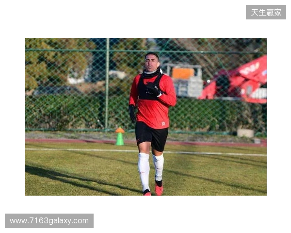 记者：韦世豪当蓉城队长并不意外 他和罗慕洛刘殿座携手带队前进